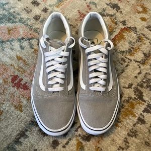 Mens old skool vans size 10.